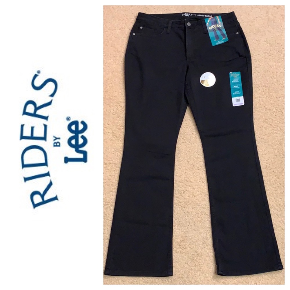 🆕RIDERS BY LEE Midrise Bootcut Jeans⭐️